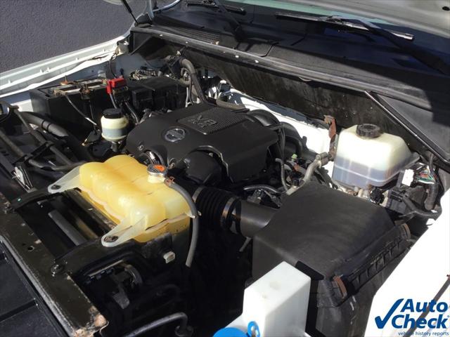 2015 Nissan 3500 SV V8
