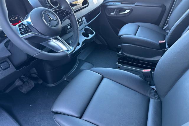 2025 Mercedes-Benz Sprinter 2500 High Roof 4-Cyl Diesel HO