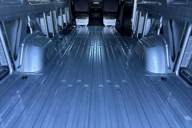 2025 Mercedes-Benz Sprinter 2500 High Roof 4-Cyl Diesel HO
