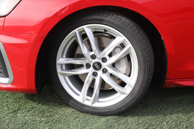 2022 Audi A4 Premium Plus 45 TFSI S line quattro S tronic