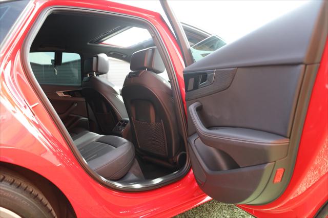 2022 Audi A4 Premium Plus 45 TFSI S line quattro S tronic