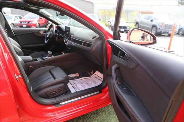 2022 Audi A4 Premium Plus 45 TFSI S line quattro S tronic