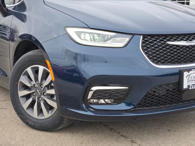 2025 Chrysler Pacifica Hybrid PACIFICA PLUG-IN HYBRID SELECT