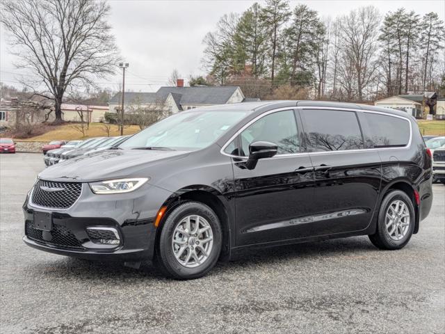 2025 Chrysler Pacifica PACIFICA SELECT