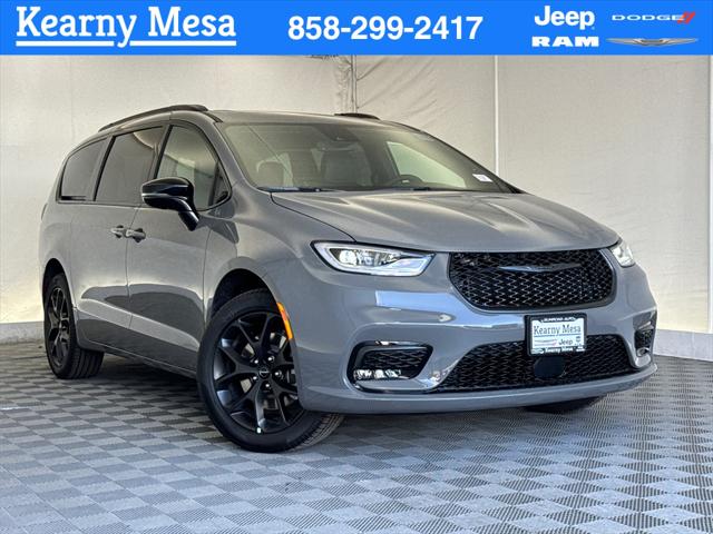 2025 Chrysler Pacifica PACIFICA LIMITED AWD
