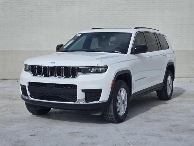 2025 Jeep Grand Cherokee GRAND CHEROKEE L LAREDO X 4X4