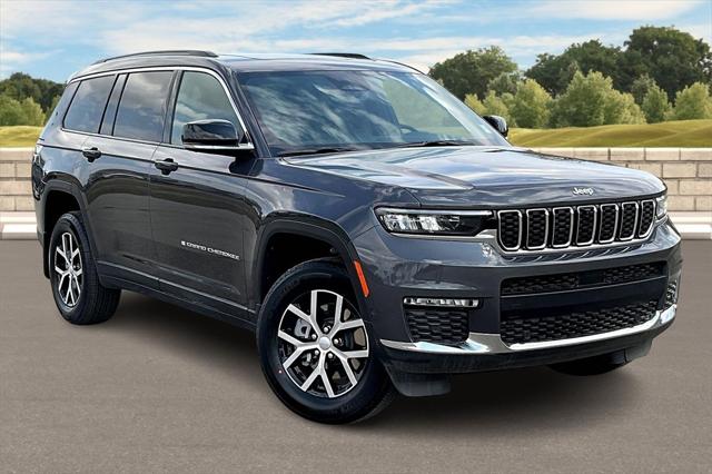 2025 Jeep Grand Cherokee GRAND CHEROKEE L LIMITED 4X4