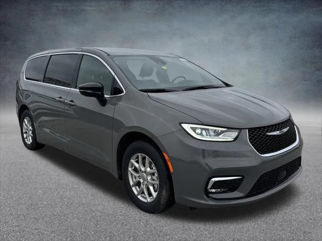 2025 Chrysler Pacifica PACIFICA SELECT