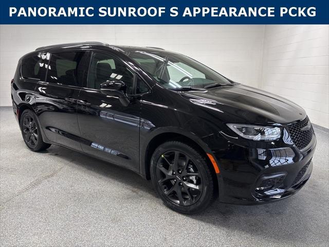 2025 Chrysler Pacifica PACIFICA LIMITED