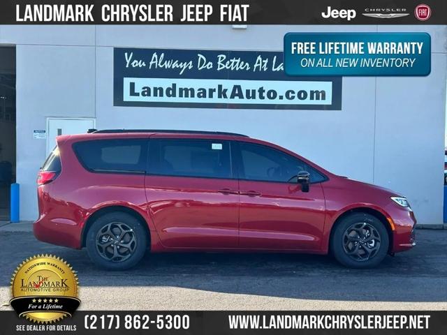 2025 Chrysler Pacifica Hybrid PACIFICA PLUG-IN HYBRID S APPEARANCE