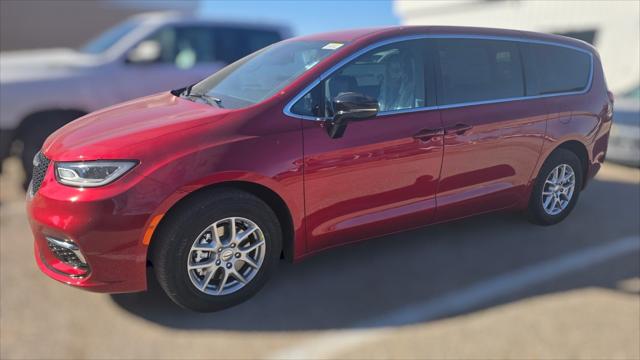 2025 Chrysler Pacifica PACIFICA SELECT