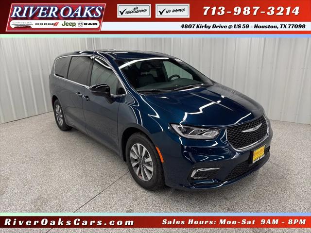 2025 Chrysler Pacifica Hybrid PACIFICA PLUG-IN HYBRID SELECT