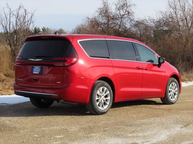 2025 Chrysler Pacifica PACIFICA SELECT AWD
