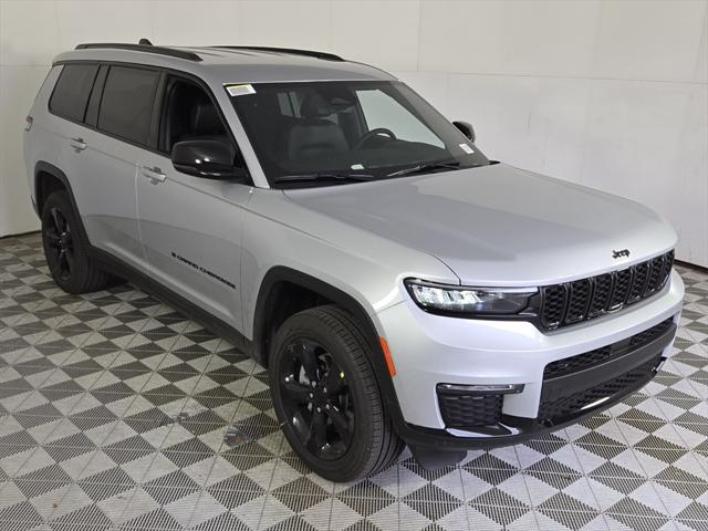 2025 Jeep Grand Cherokee GRAND CHEROKEE L LIMITED 4X2