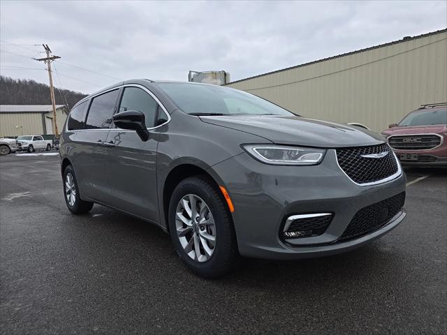 2025 Chrysler Pacifica PACIFICA SELECT AWD