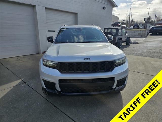 2025 Jeep Grand Cherokee GRAND CHEROKEE L ALTITUDE X 4X4