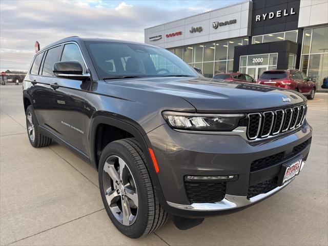 2025 Jeep Grand Cherokee GRAND CHEROKEE L LIMITED 4X4