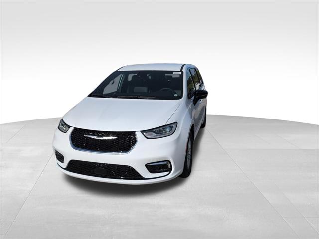 2025 Chrysler Pacifica PACIFICA SELECT