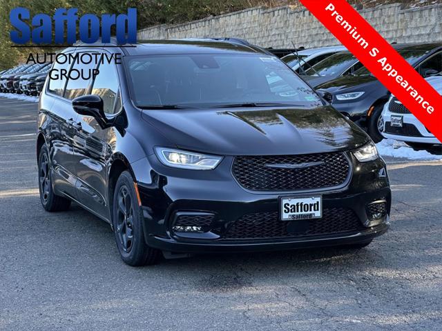 2025 Chrysler Pacifica Hybrid PACIFICA PLUG-IN HYBRID S APPEARANCE