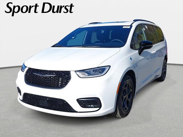 2025 Chrysler Pacifica Hybrid PACIFICA PLUG-IN HYBRID S APPEARANCE