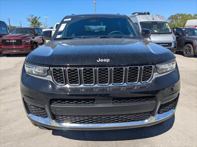 2025 Jeep Grand Cherokee GRAND CHEROKEE L LAREDO X 4X4
