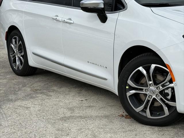 2025 Chrysler Pacifica PACIFICA PINNACLE