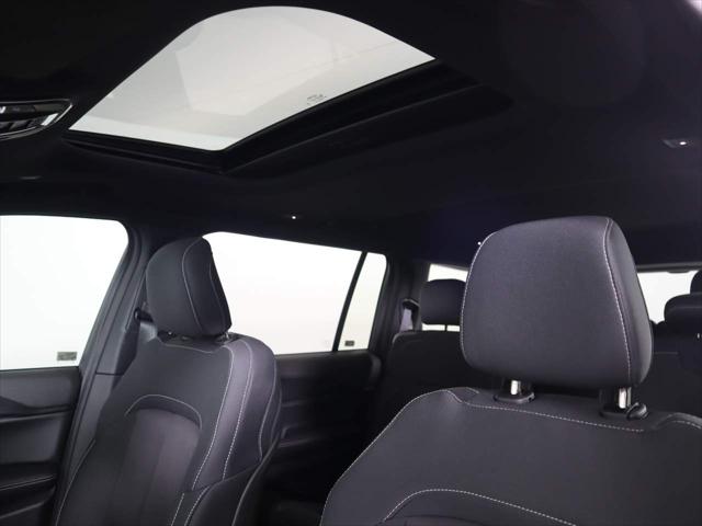 2025 Jeep Grand Cherokee L Laredo X 4x4