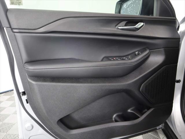 2025 Jeep Grand Cherokee L Laredo X 4x4