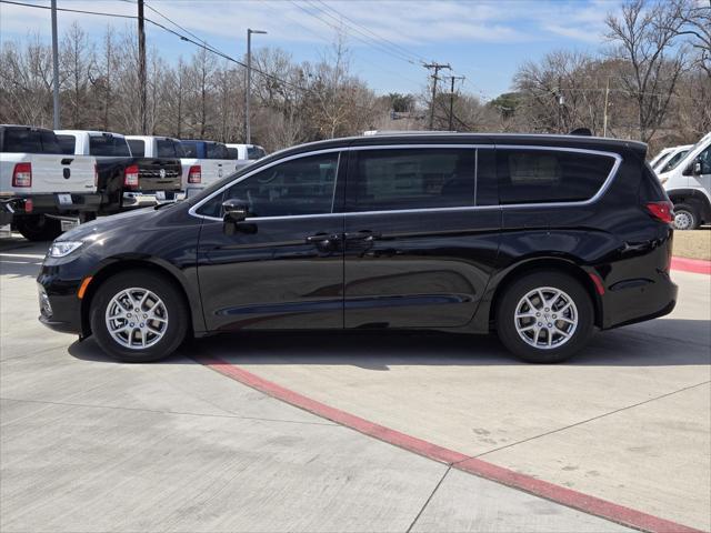2025 Chrysler Pacifica PACIFICA SELECT