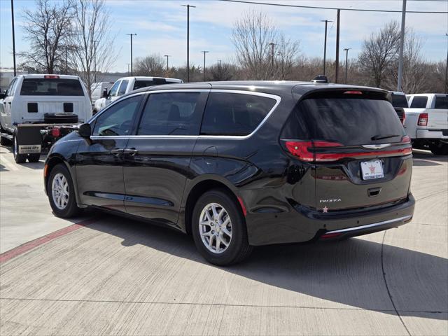 2025 Chrysler Pacifica PACIFICA SELECT