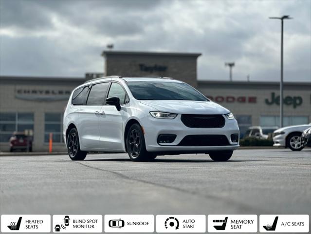2025 Chrysler Pacifica Hybrid PACIFICA PLUG-IN HYBRID S APPEARANCE