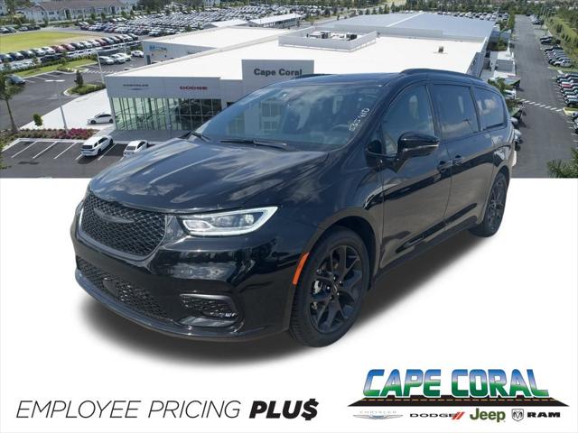 2025 Chrysler Pacifica PACIFICA LIMITED