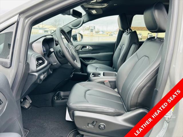 2025 Chrysler Pacifica Hybrid PACIFICA PLUG-IN HYBRID SELECT