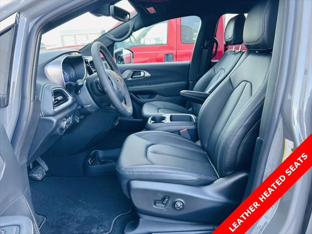 2025 Chrysler Pacifica Hybrid PACIFICA PLUG-IN HYBRID SELECT