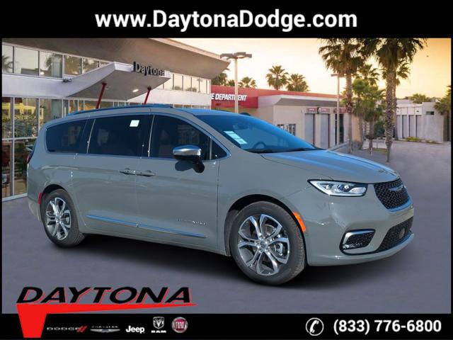 2025 Chrysler Pacifica PACIFICA PINNACLE