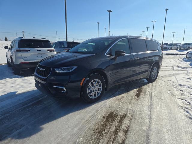 2025 Chrysler Pacifica PACIFICA SELECT