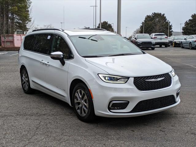 2025 Chrysler Pacifica Hybrid PACIFICA PLUG-IN HYBRID PINNACLE