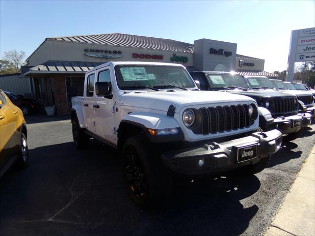 2025 Jeep Gladiator GLADIATOR NIGHTHAWK 4X4 2025 Jeep Gladiator GLADIATOR NIGHTHAWK 4X4