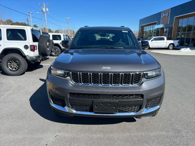 2025 Jeep Grand Cherokee GRAND CHEROKEE L LAREDO X 4X4