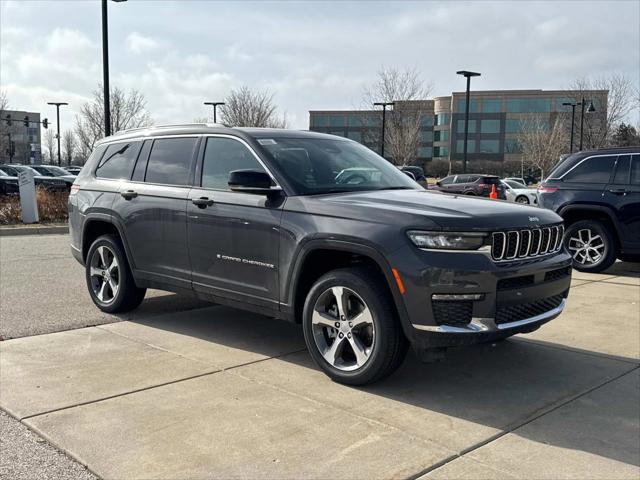 2025 Jeep Grand Cherokee GRAND CHEROKEE L LIMITED 4X4