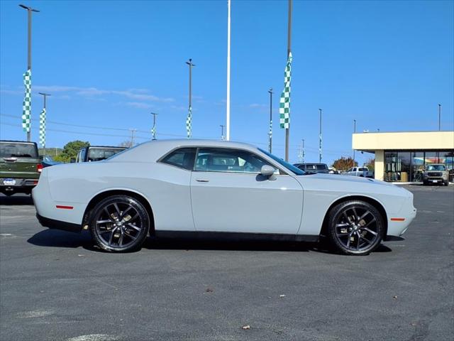 2020 Dodge Challenger SXT