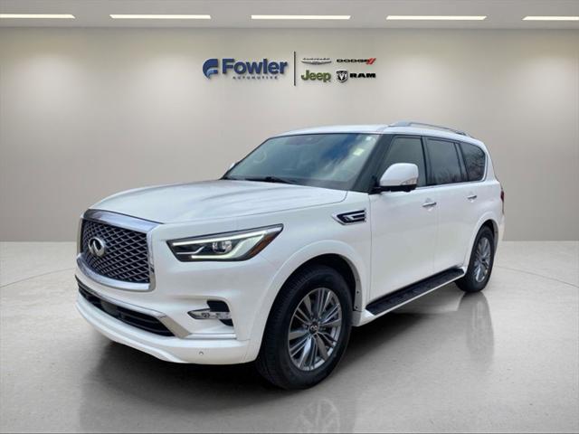 2023 INFINITI QX80 LUXE