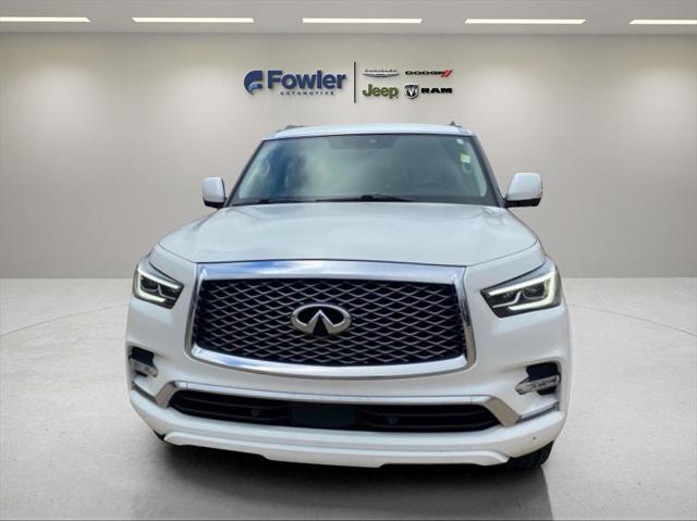 2023 INFINITI QX80 LUXE