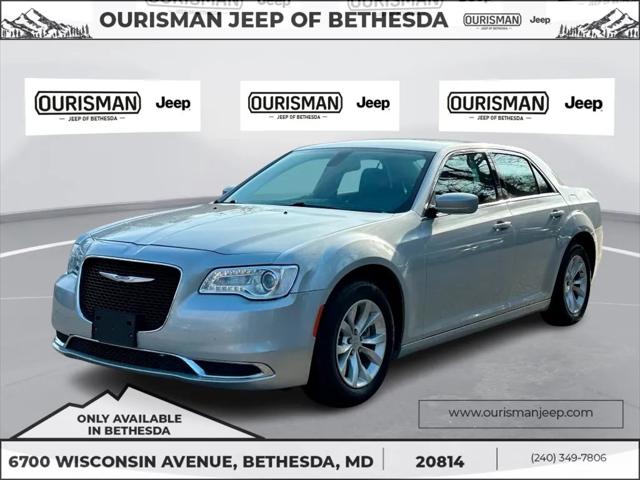 2022 Chrysler 300 Touring