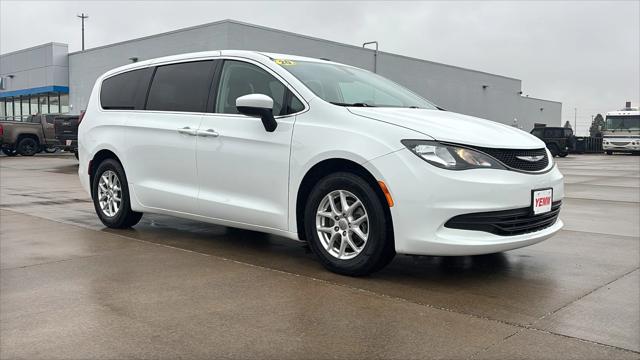 2020 Chrysler Voyager LX