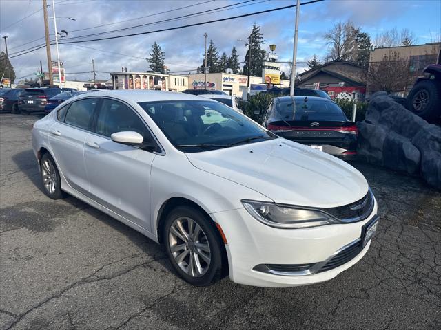 2015 Chrysler 200 Limited