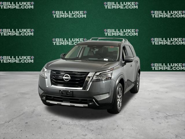 2023 Nissan Pathfinder SL FWD
