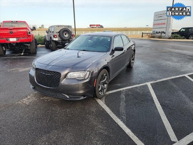 2020 Chrysler 300 Touring