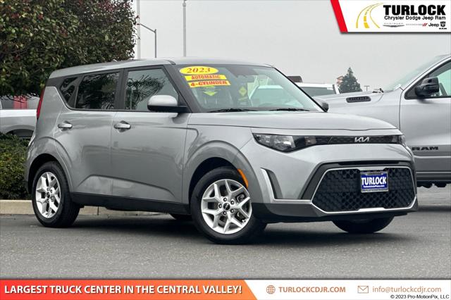 2023 Kia Soul LX