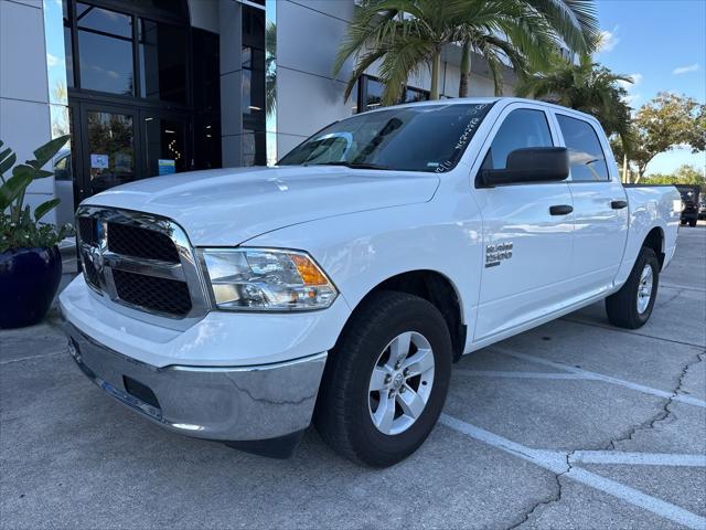 2022 RAM 1500 Classic SLT Crew Cab 4x2 57 Box